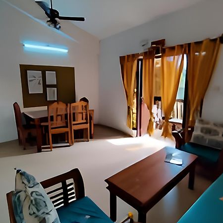 Ronne'S 2Bhk Lagoon Apartment -Calangute Bagian luar foto
