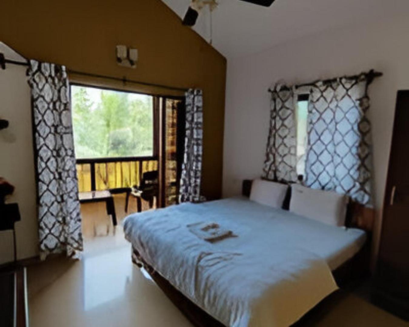 Ronne'S 2Bhk Lagoon Apartment -Calangute Bagian luar foto