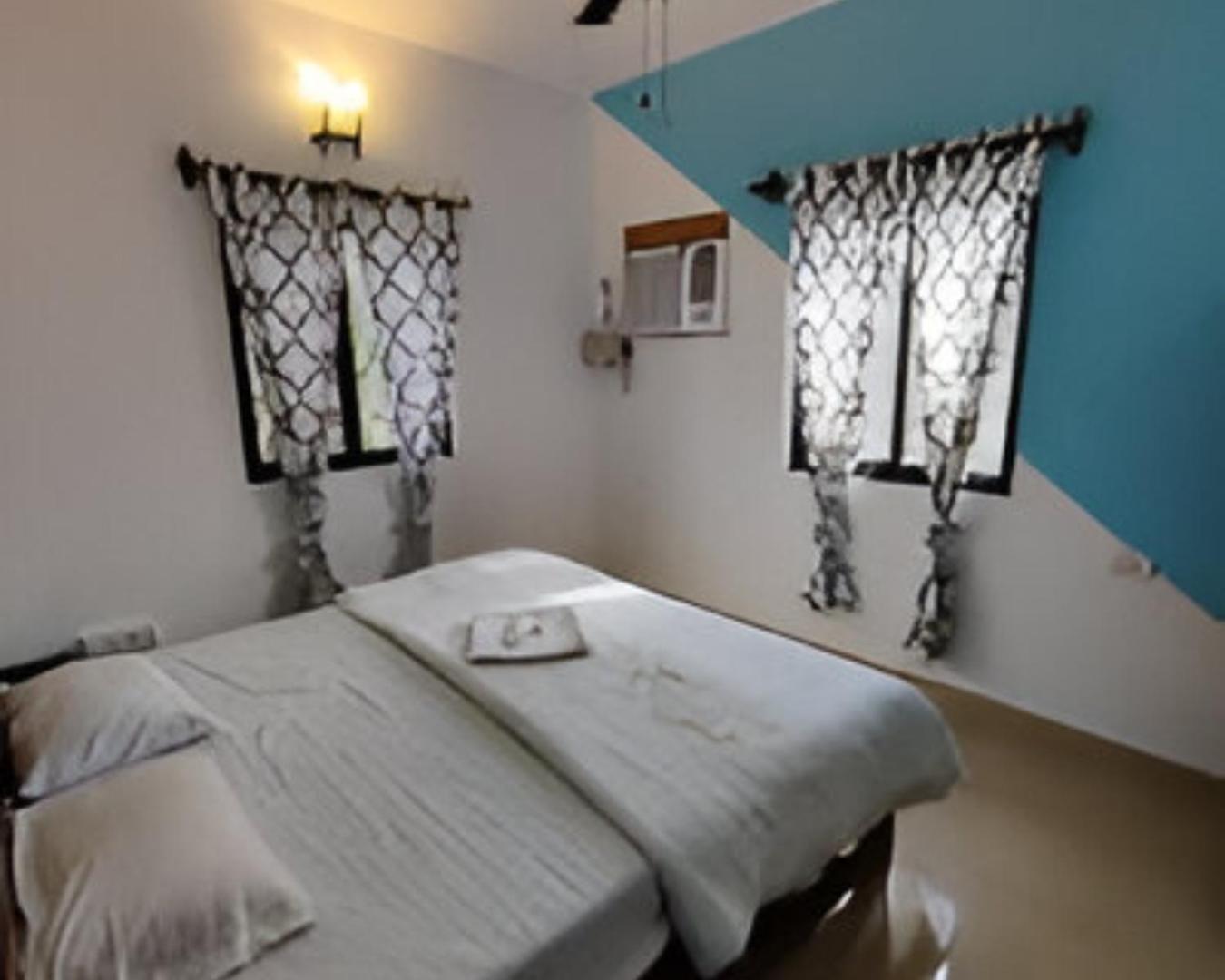Ronne'S 2Bhk Lagoon Apartment -Calangute Bagian luar foto
