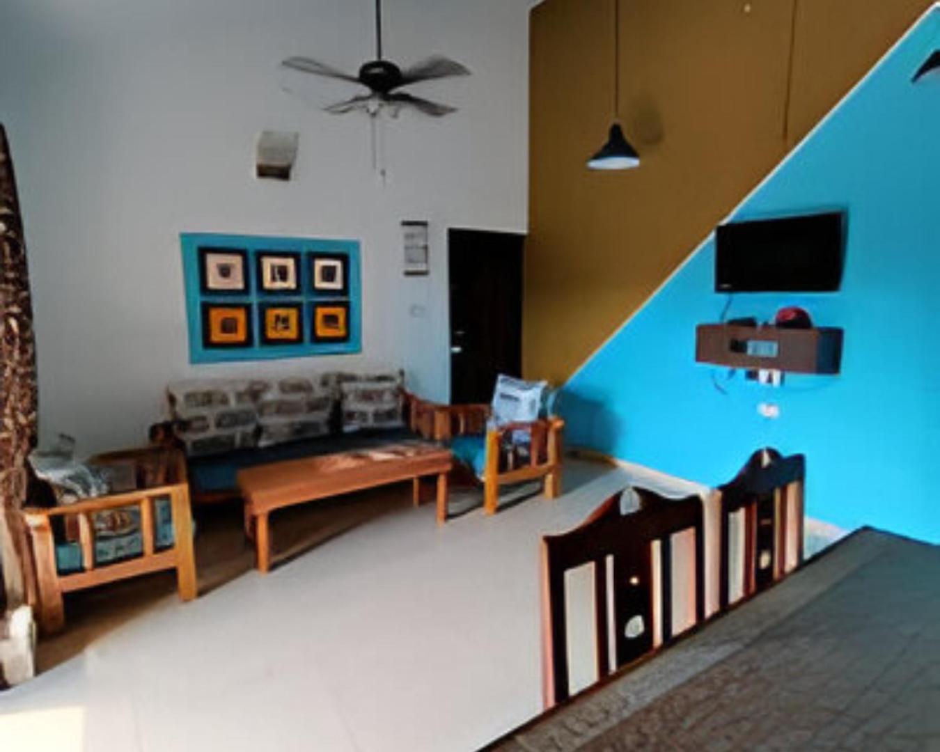 Ronne'S 2Bhk Lagoon Apartment -Calangute Bagian luar foto