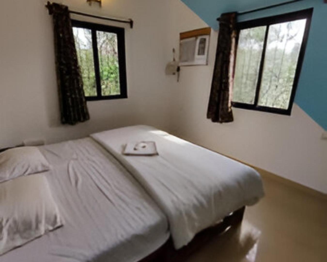 Ronne'S 2Bhk Lagoon Apartment -Calangute Bagian luar foto