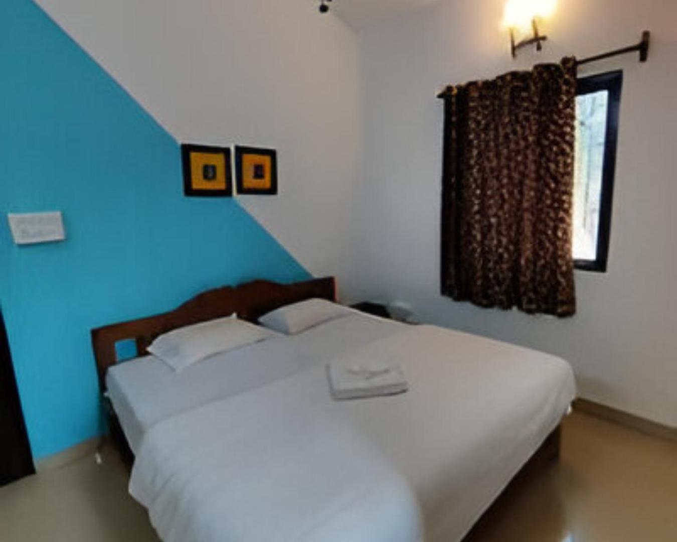 Ronne'S 2Bhk Lagoon Apartment -Calangute Bagian luar foto